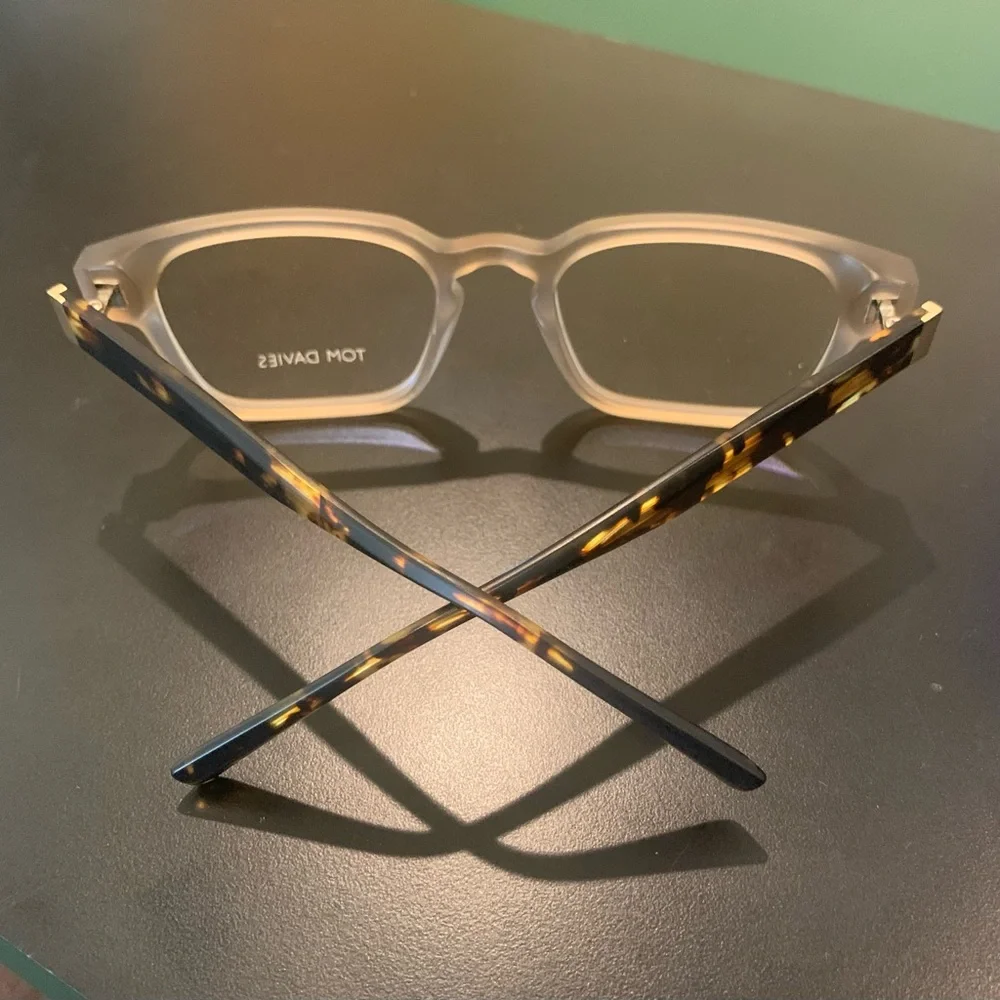 TOM DAVIES TD713 Col 2084  Matte Crystal / Tortoise. 52mm Rectangular Eyeglasses